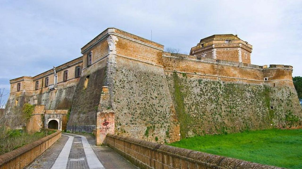 Suali Case Nel Borgo Civita Castellana Buitenkant foto